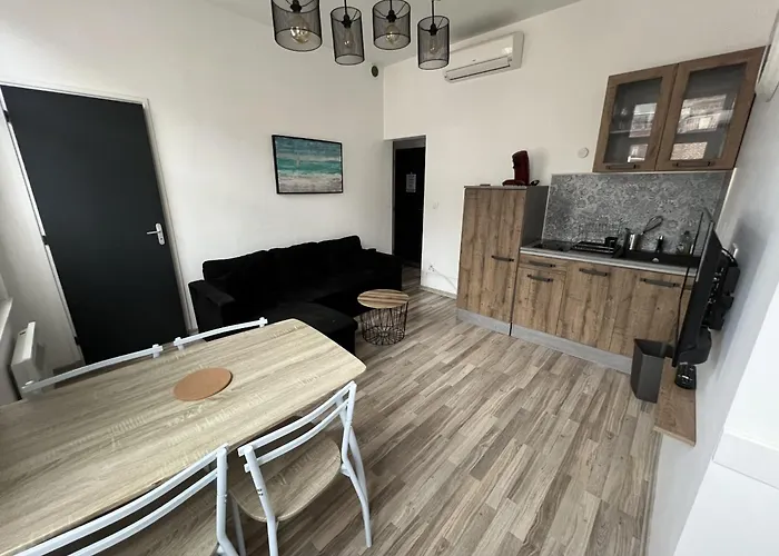 Amiens, Douillet 2-4p Apartament *